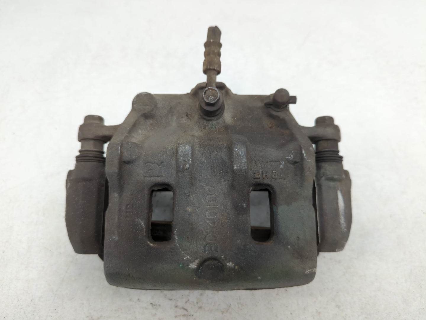 2012-2015 Chevrolet Captiva Sport Front Driver Left Brake Caliper - Oemusedautoparts1.com