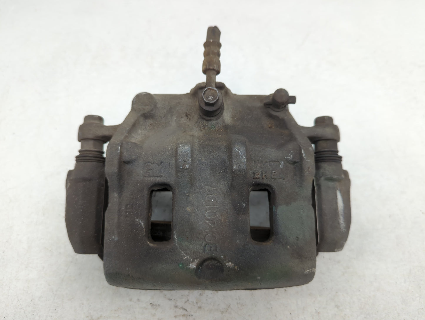 2012-2015 Chevrolet Captiva Sport Front Driver Left Brake Caliper - Oemusedautoparts1.com