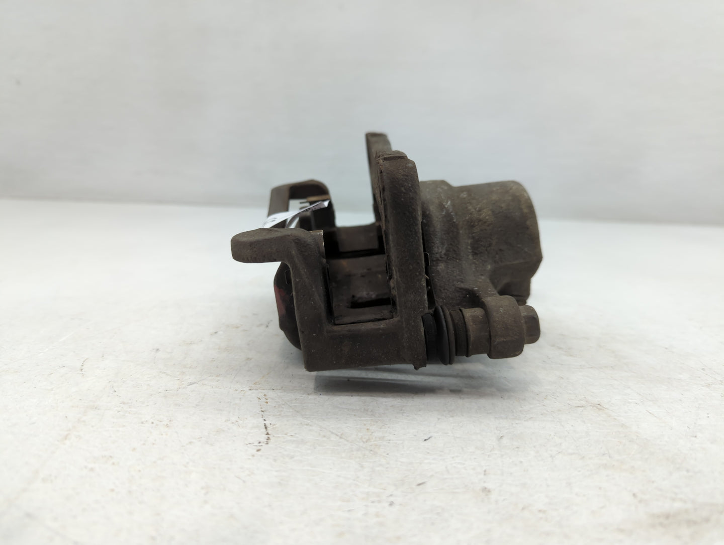 2012-2015 Chevrolet Captiva Sport Front Passenger Right Brake Caliper - Oemusedautoparts1.com