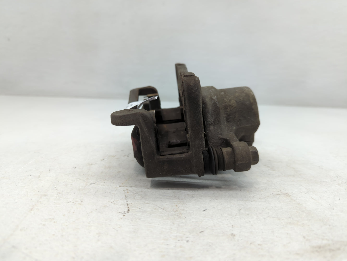 2012-2015 Chevrolet Captiva Sport Front Passenger Right Brake Caliper - Oemusedautoparts1.com