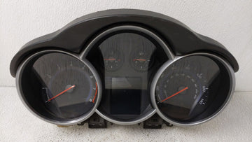 2013-2014 Chevrolet Cruze Instrument Cluster Speedometer Gauges P/N:95129378 Fits Fits 2013 2014 OEM Used Auto Parts - Oemus