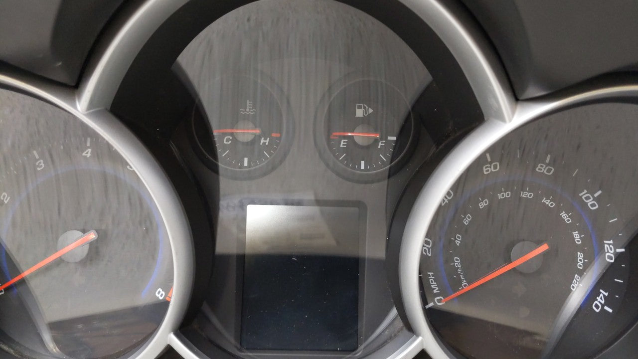 2013-2014 Chevrolet Cruze Instrument Cluster Speedometer Gauges P/N:95129378 Fits Fits 2013 2014 OEM Used Auto Parts - Oemus