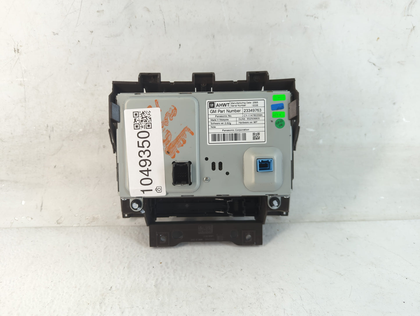 2013 Chevrolet Cruze Radio AM FM Cd Player Receiver Replacement P/N:23349763 Fits OEM Used Auto Parts - Oemusedautoparts1.co