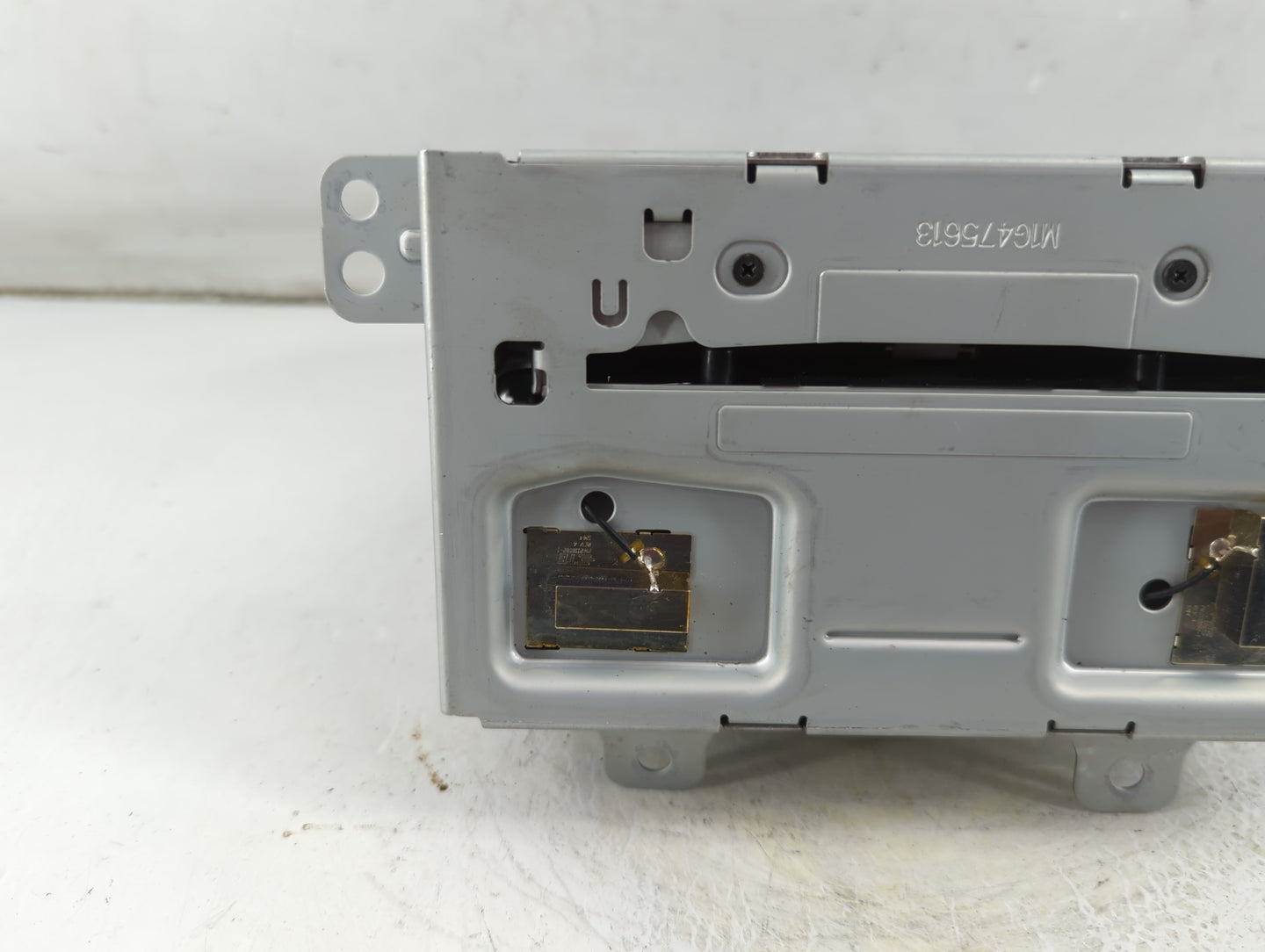 2013 Chevrolet Cruze Radio AM FM Cd Player Receiver Replacement P/N:22979837 Fits OEM Used Auto Parts - Oemusedautoparts1.co