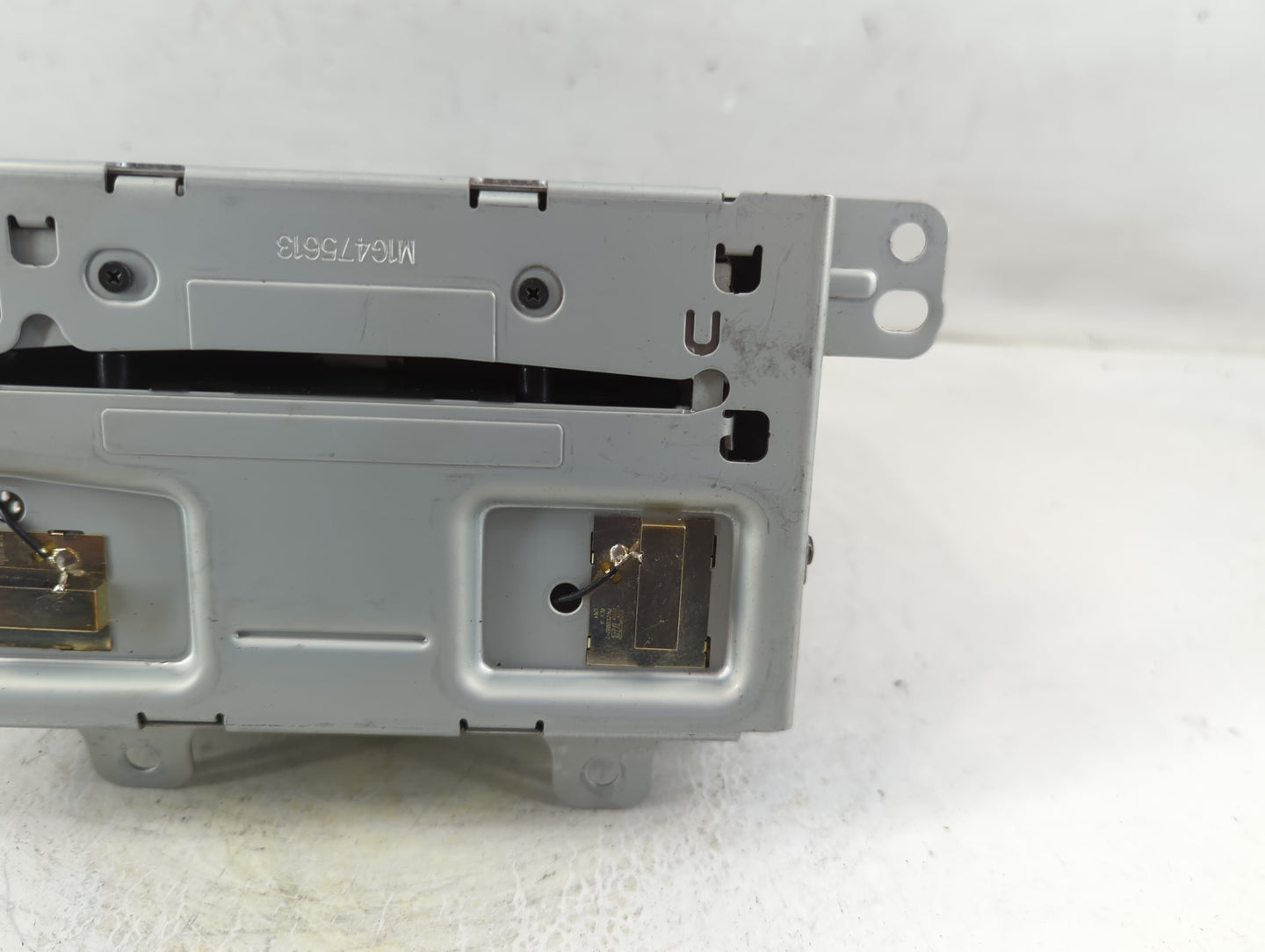 2013 Chevrolet Cruze Radio AM FM Cd Player Receiver Replacement P/N:22979837 Fits OEM Used Auto Parts - Oemusedautoparts1.co