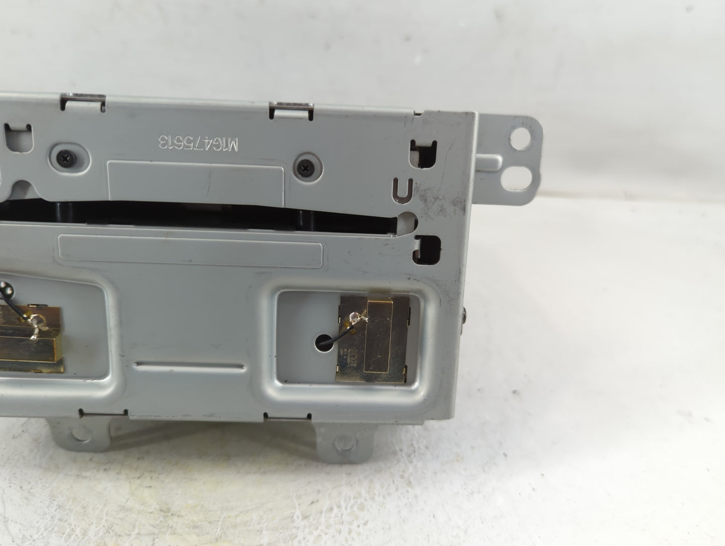 2013 Chevrolet Cruze Radio AM FM Cd Player Receiver Replacement P/N:22979837 Fits OEM Used Auto Parts - Oemusedautoparts1.co