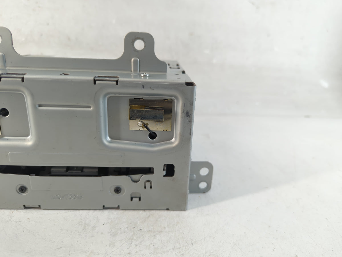 2013 Chevrolet Cruze Radio AM FM Cd Player Receiver Replacement P/N:22992934 Fits OEM Used Auto Parts - Oemusedautoparts1.co