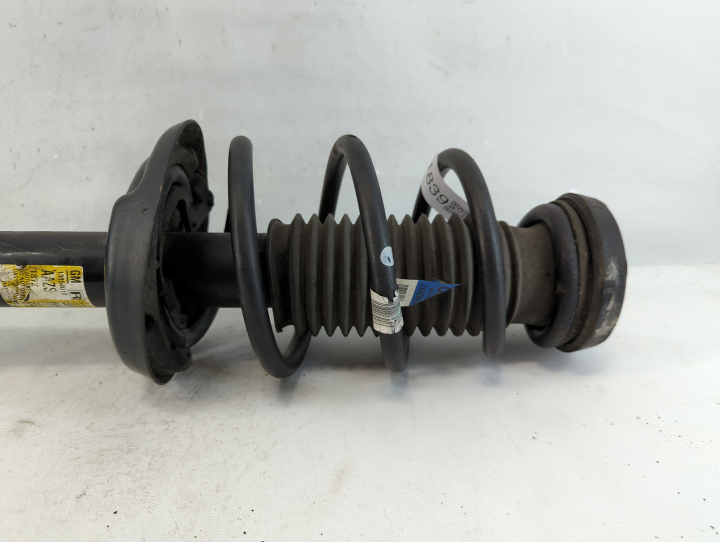 2013-2014 Chevrolet Cruze Passenger Rear Strut Assembly Oem - Oemusedautoparts1.com