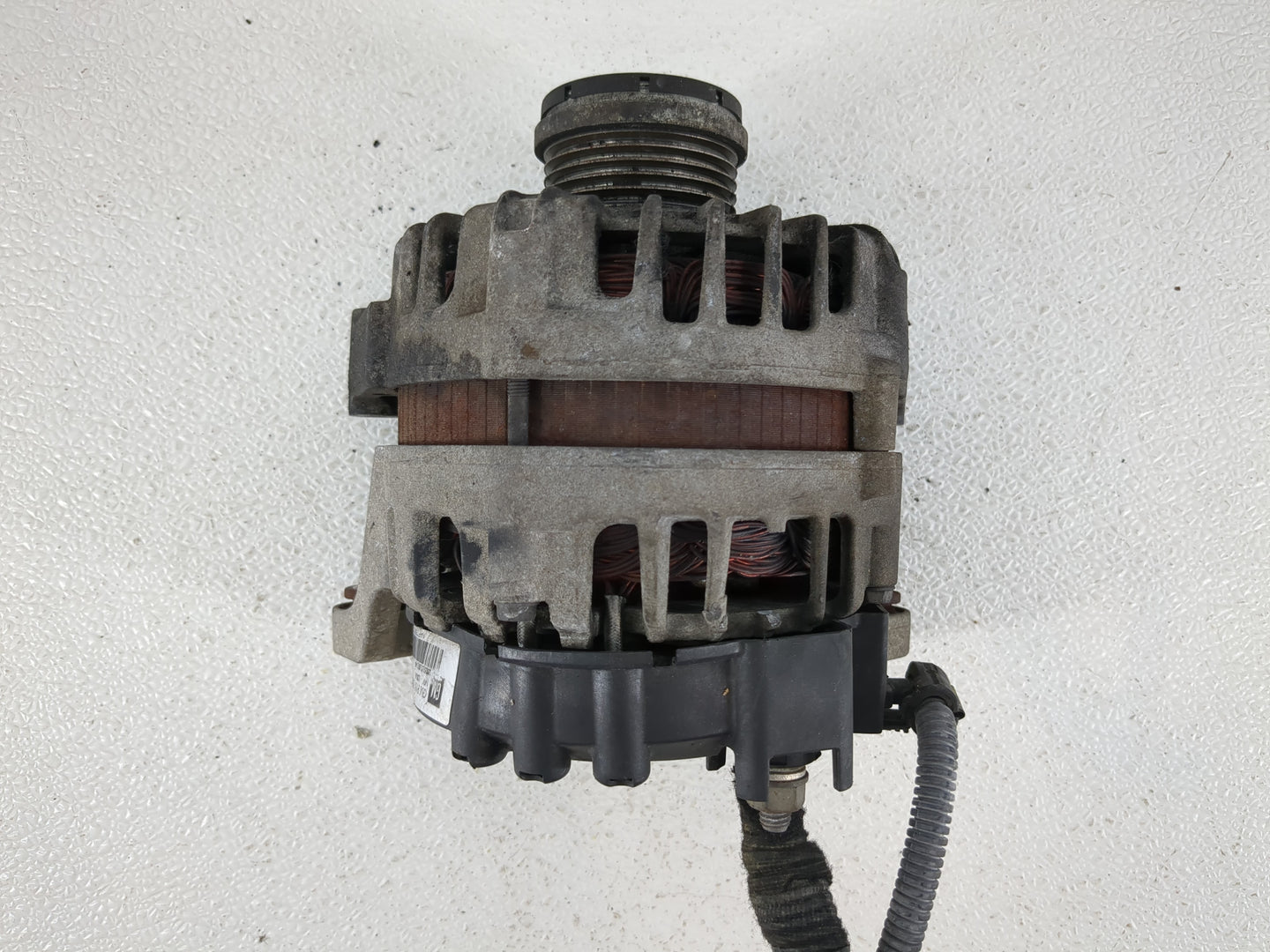 2012-2016 Chevrolet Cruze Alternator Replacement Generator Charging Assembly Engine OEM P/N:13588290 Fits OEM Used Auto Part