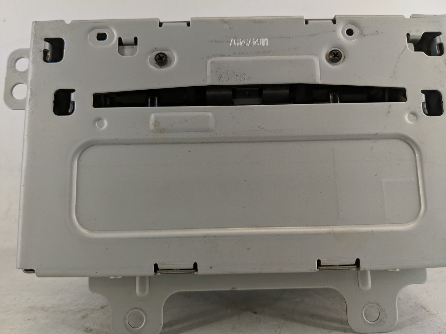 2013 Chevrolet Cruze Radio AM FM Cd Player Receiver Replacement P/N:22923804 Fits OEM Used Auto Parts - Oemusedautoparts1.co