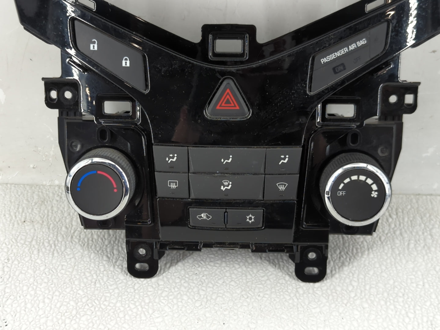 2012-2016 Chevrolet Cruze Climate Control Module Temperature AC/Heater Replacement P/N:95146207 Fits Fits 2012 2013 2014 201