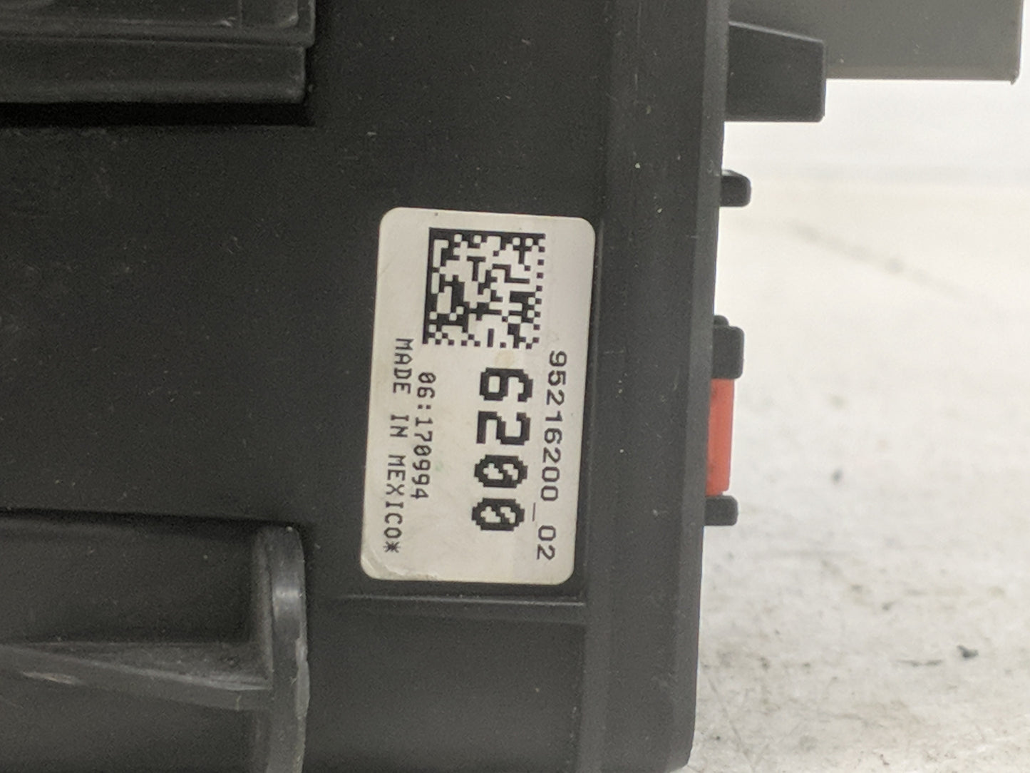 2013-2014 Chevrolet Cruze Fusebox Fuse Box Panel Relay Module P/N:95216200 02 Fits Fits 2013 2014 OEM Used Auto Parts - Oemu