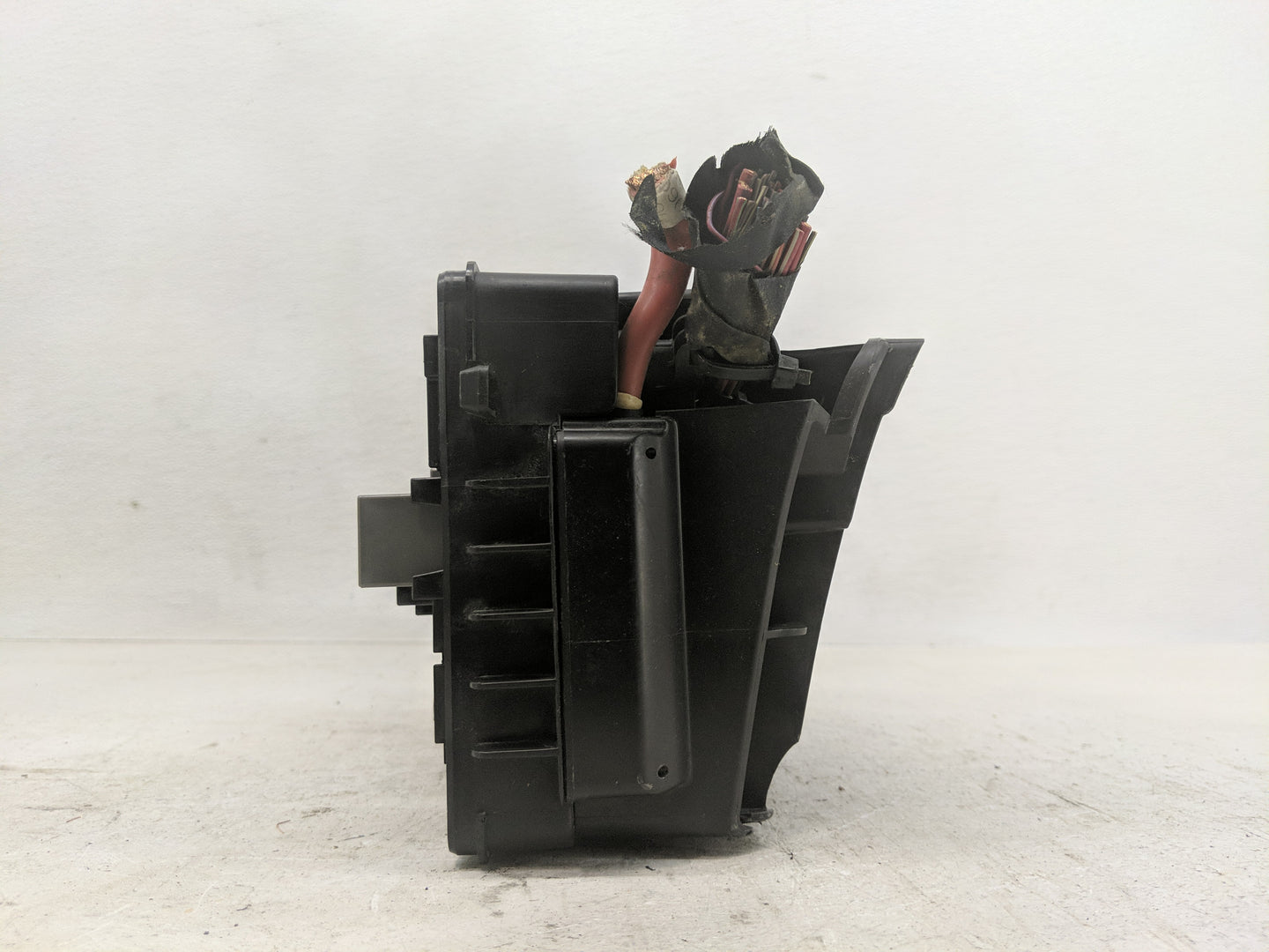 2013-2014 Chevrolet Cruze Fusebox Fuse Box Panel Relay Module P/N:95216200 02 Fits Fits 2013 2014 OEM Used Auto Parts - Oemu