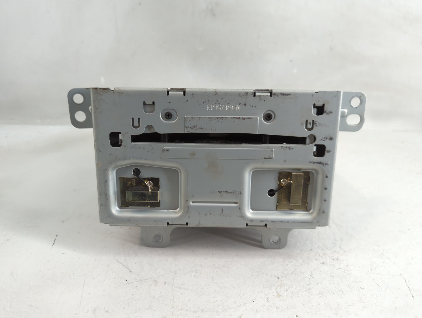 2013 Chevrolet Cruze Radio AM FM Cd Player Receiver Replacement P/N:22979837 Fits OEM Used Auto Parts - Oemusedautoparts1.co