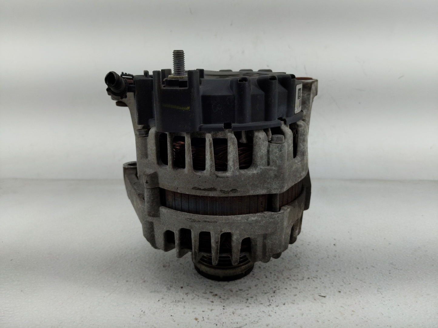 2012-2016 Chevrolet Cruze Alternator Replacement Generator Charging Assembly Engine OEM P/N:13588290 Fits OEM Used Auto Part