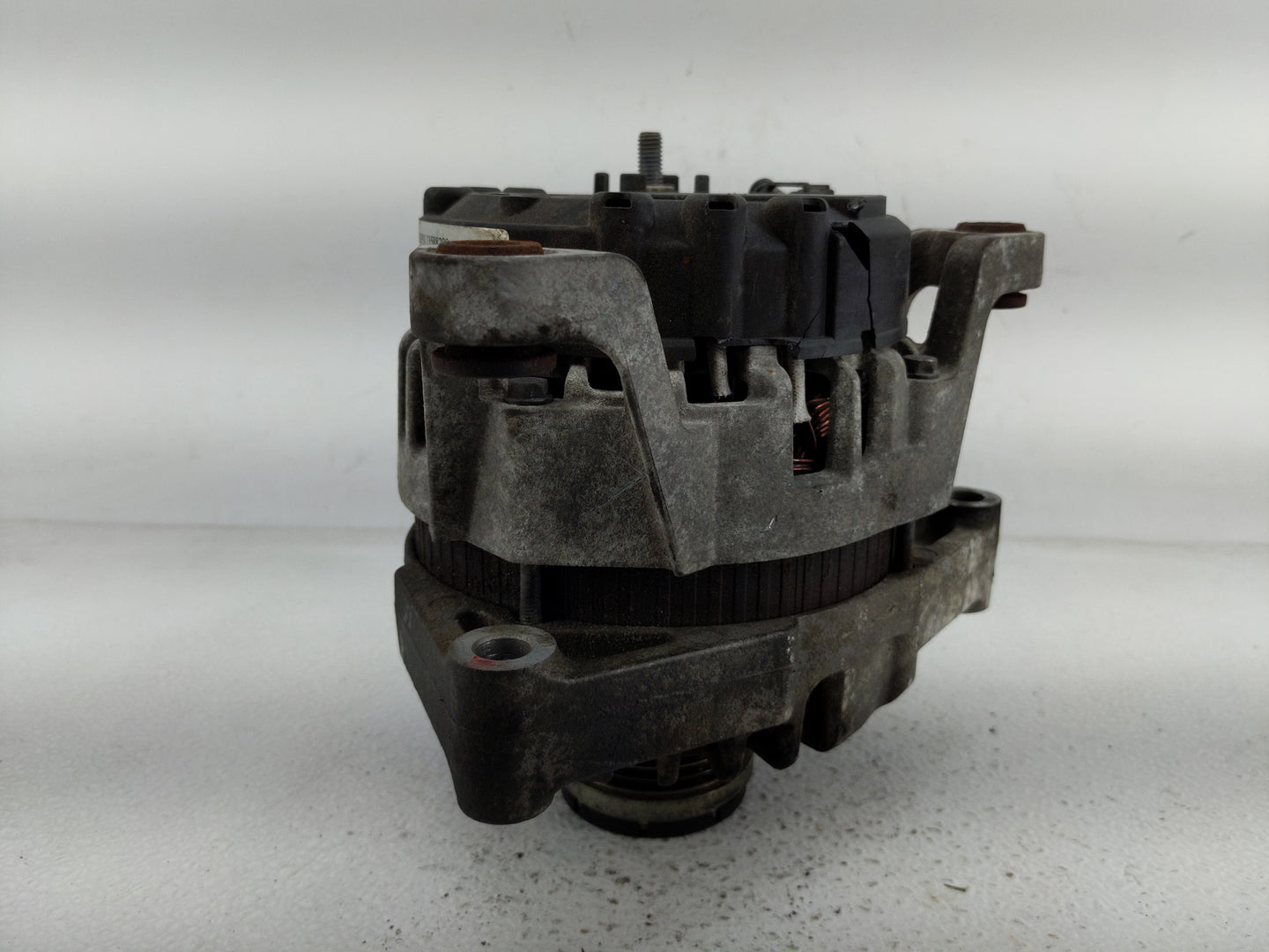 2012-2016 Chevrolet Cruze Alternator Replacement Generator Charging Assembly Engine OEM P/N:13588290 Fits OEM Used Auto Part