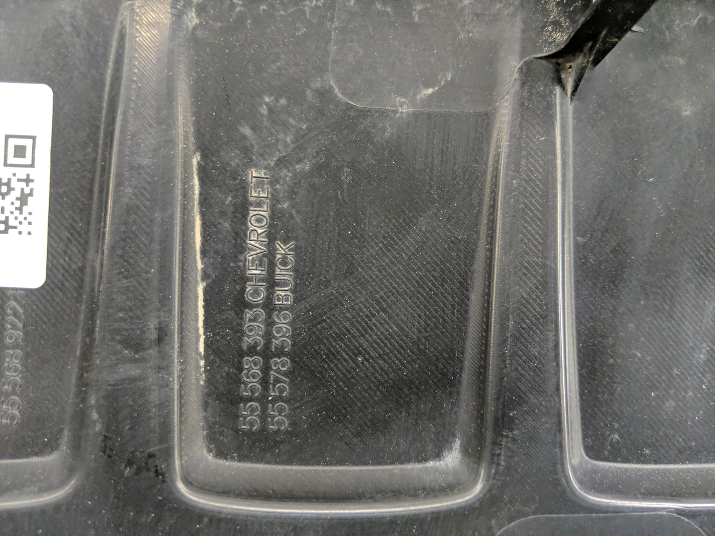 2013 Chevrolet Cruze Engine Cover - Oemusedautoparts1.com