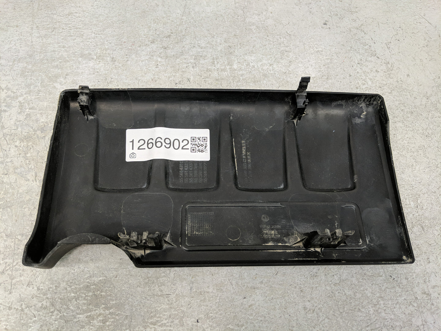 2013 Chevrolet Cruze Engine Cover - Oemusedautoparts1.com