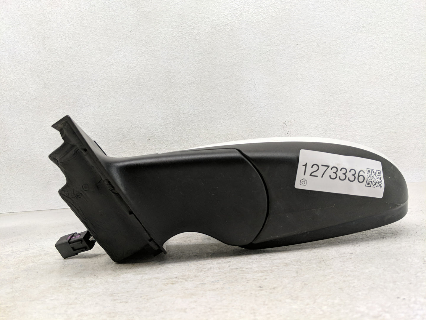 2011-2016 Chevrolet Cruze Side Mirror Replacement Driver Left View Door Mirror P/N:95186734 2391173 Fits OEM Used Auto Parts