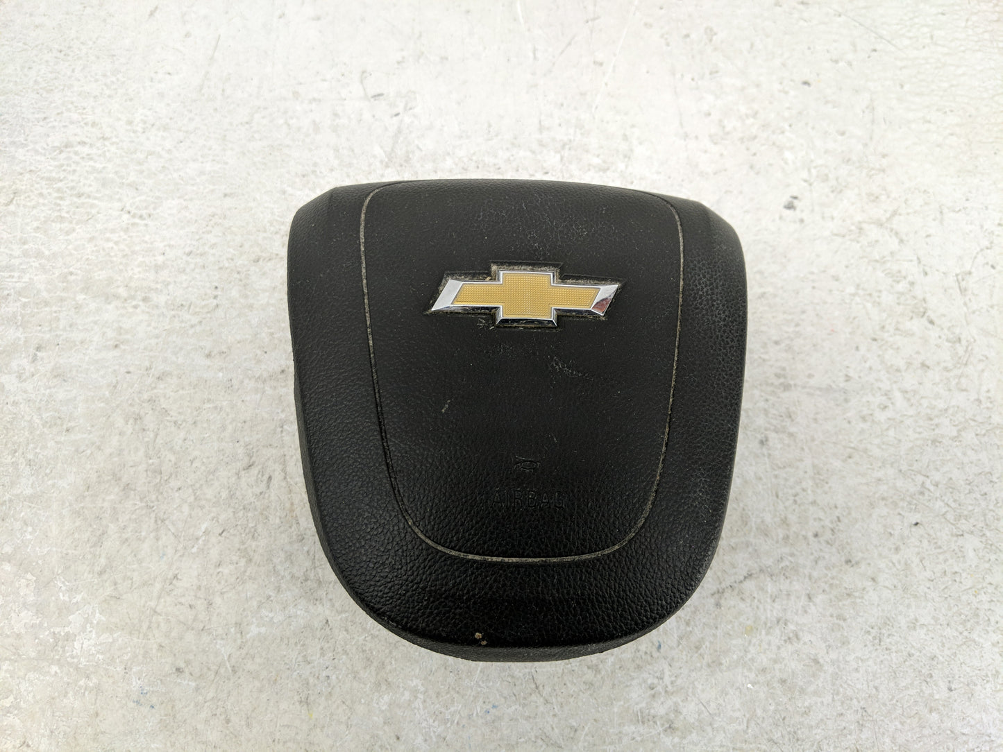 2013-2016 Chevrolet Cruze Air Bag Driver Left Steering Wheel Mounted Fits Fits 2013 2014 2015 2016 OEM Used Auto Parts - Oem