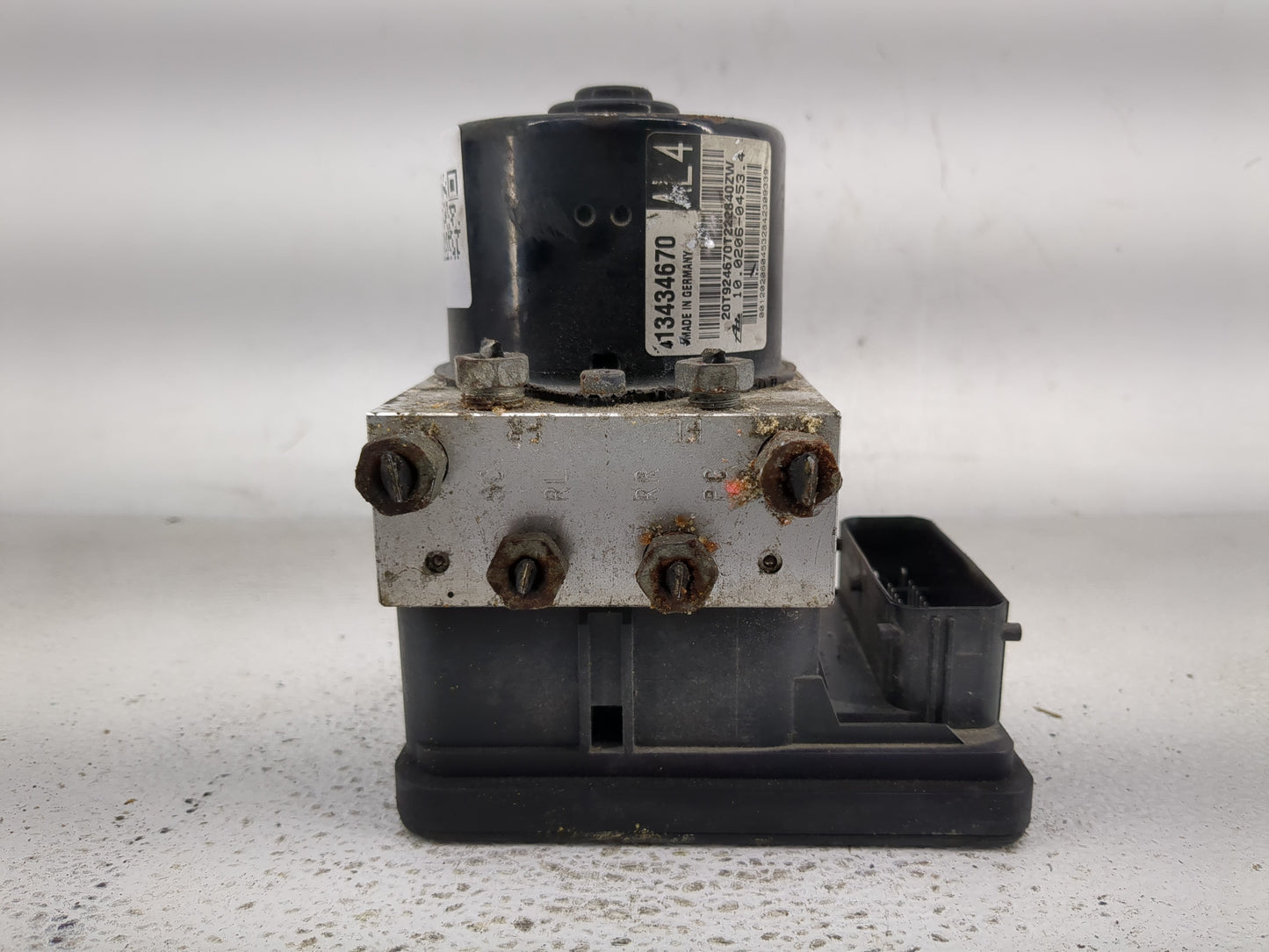 2012-2015 Chevrolet Cruze ABS Pump Control Module Replacement Fits Fits 2012 2013 2014 2015 OEM Used Auto Parts - Oemusedaut