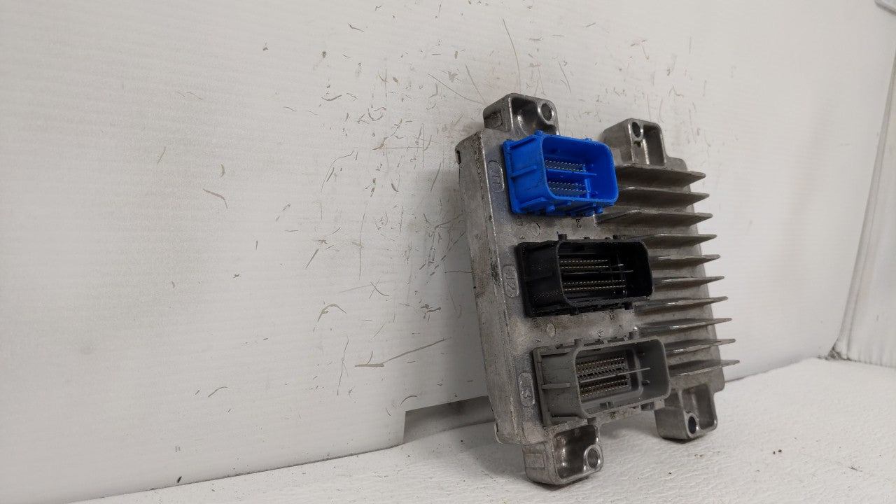 2012-2016 Chevrolet Cruze PCM Engine Control Computer ECU ECM PCU OEM P/N:12669325,12669749,12655586,12656958 12669325 Fits 