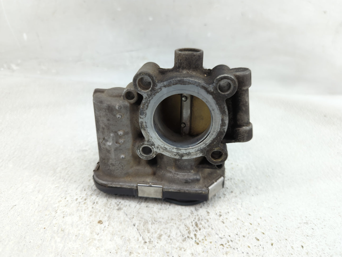2011-2016 Chevrolet Cruze Throttle Body P/N:55 581 662 Fits Fits 2011 2012 2013 2014 2015 2016 2017 2018 2019 2020 2021 OEM 