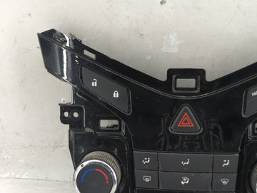 2012-2016 Chevrolet Cruze Climate Control Module Temperature AC/Heater Replacement P/N:95146207 Fits Fits 2012 2013 2014 2015 2016 OEM Used Auto Parts