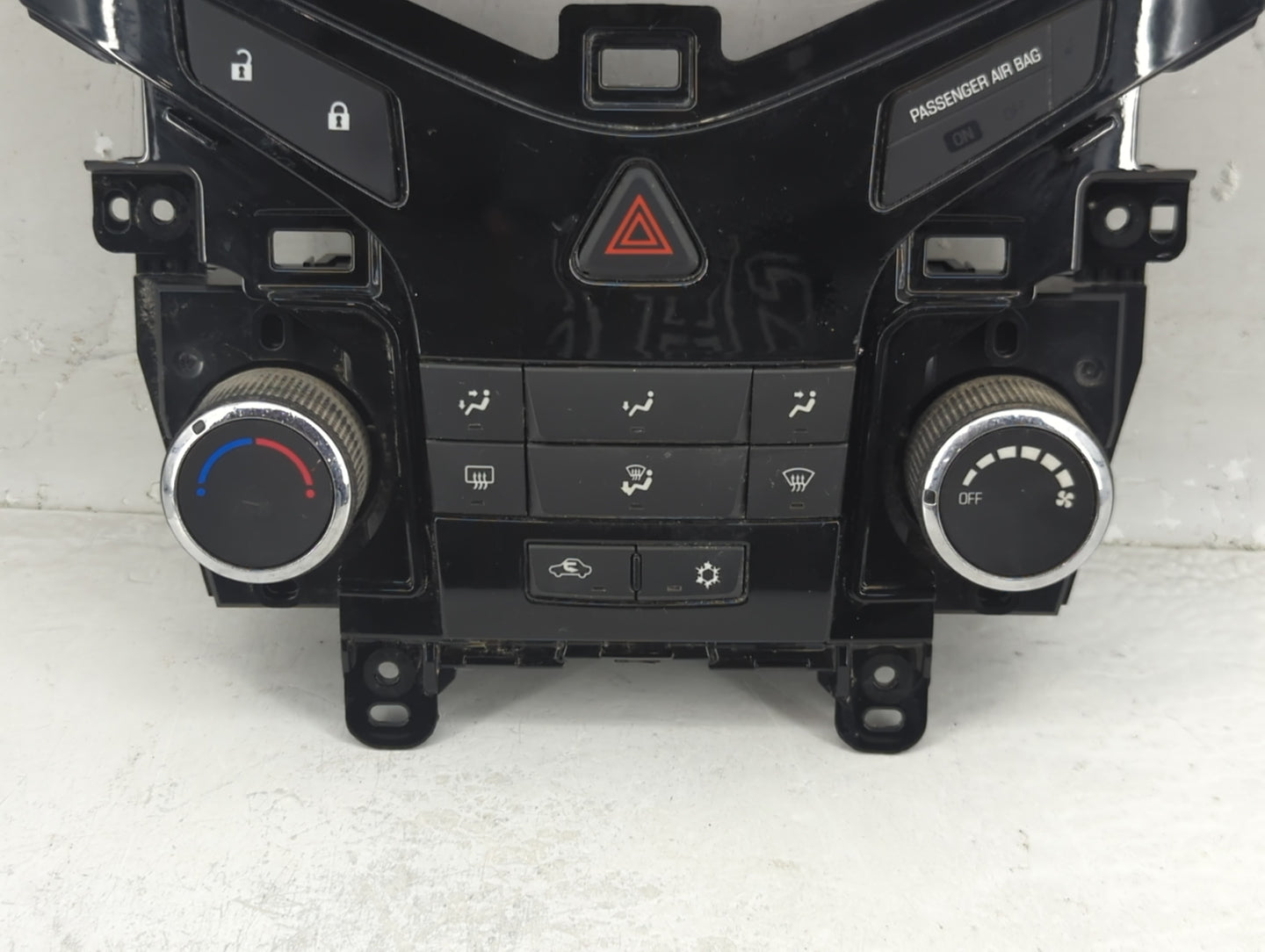 2012-2016 Chevrolet Cruze Climate Control Module Temperature AC/Heater Replacement P/N:95146207 Fits Fits 2012 2013 2014 201