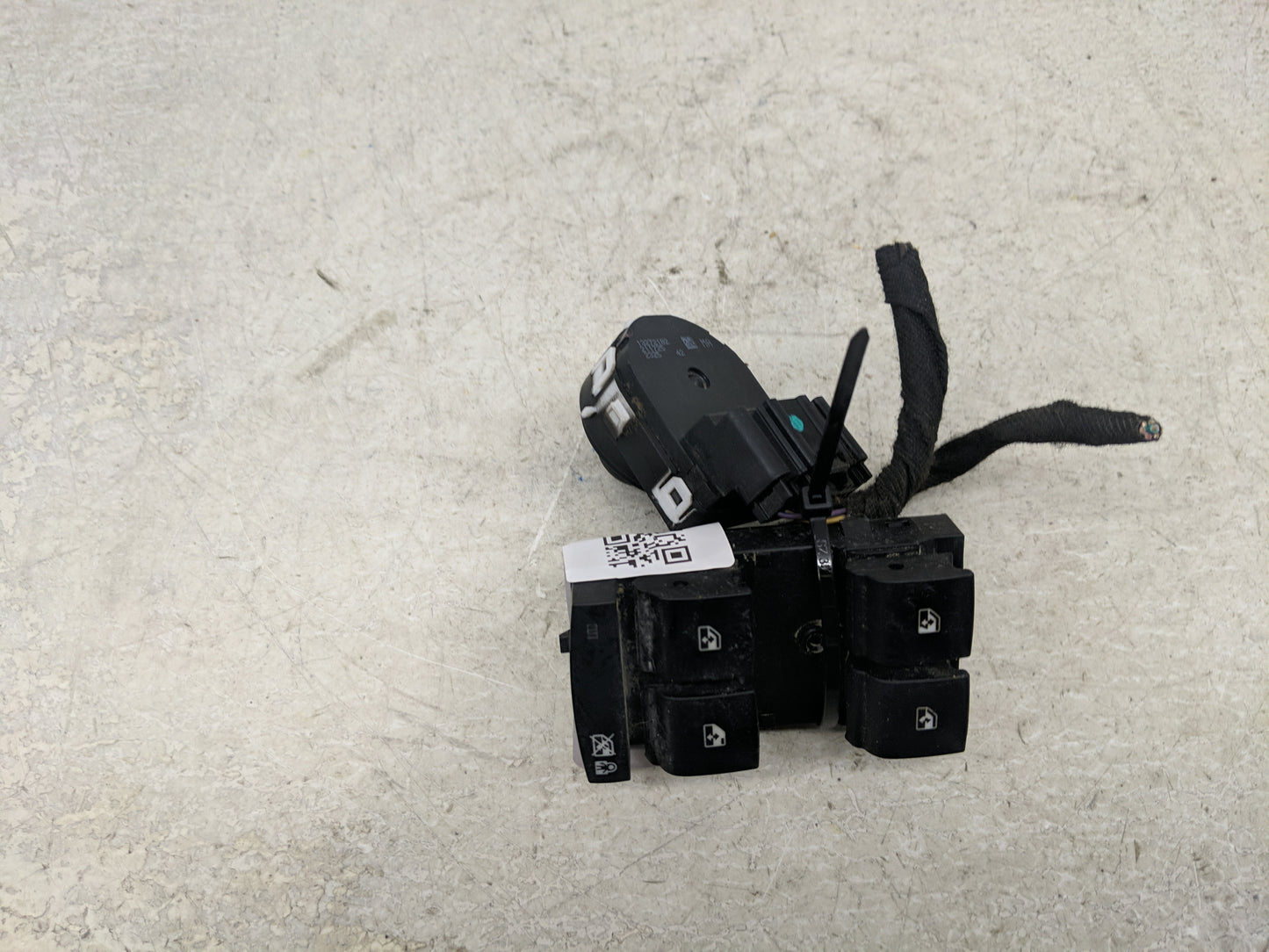 2011-2013 Chevrolet Cruze Master Power Window Switch Replacement Driver Side Left P/N:20838852 Fits Fits 2011 2012 2013 OEM 