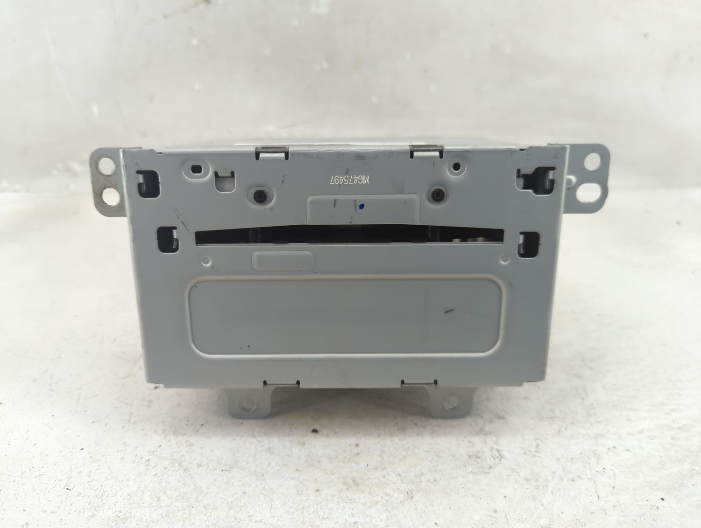 2013-2016 Chevrolet Cruze Radio AM FM Cd Player Receiver Replacement P/N:22923803 Fits Fits 2013 2014 2015 2016 OEM Used Aut