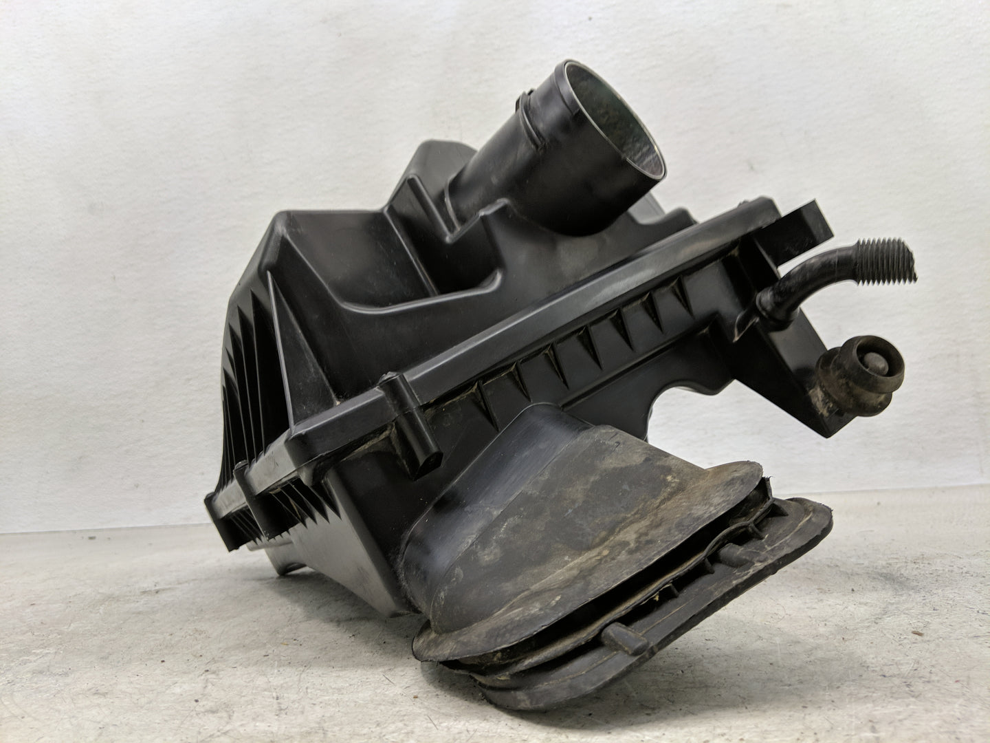 2012-2014 Chevrolet Cruze Air Cleaner Intake-duct Hose Tube - Oemusedautoparts1.com