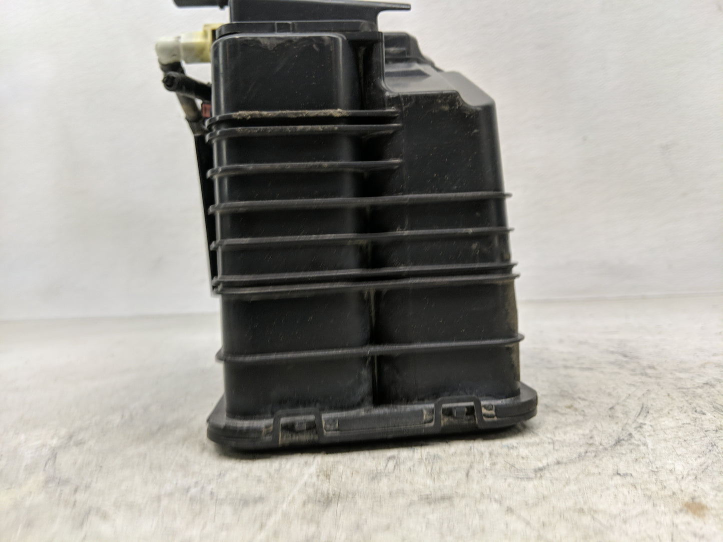 2013 Chevrolet Cruze Fuel Vapor Charcoal Canister - Oemusedautoparts1.com