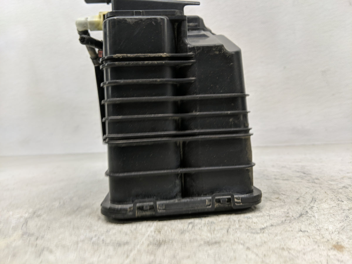 2013 Chevrolet Cruze Fuel Vapor Charcoal Canister 1357679 - Oemusedautoparts1.com