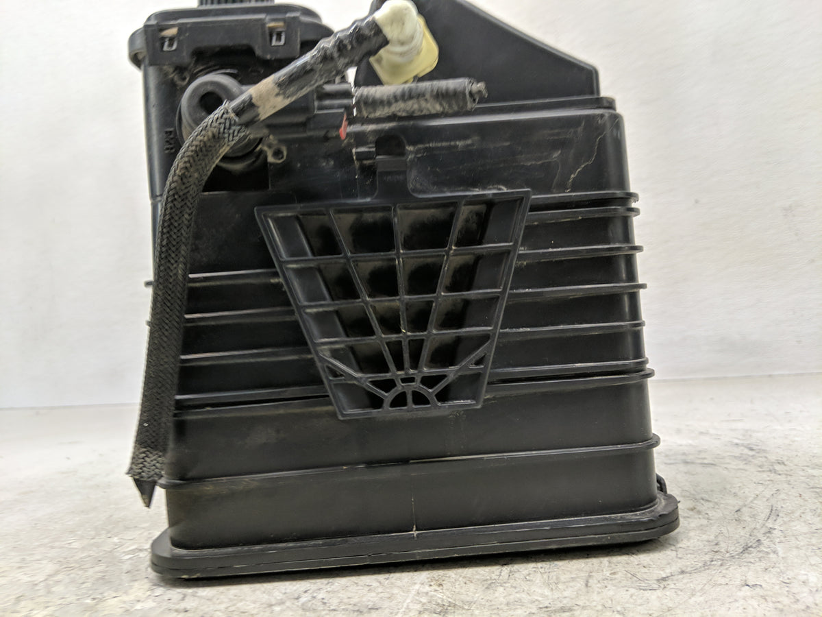 2013 Chevrolet Cruze Fuel Vapor Charcoal Canister 1357679 - Oemusedautoparts1.com