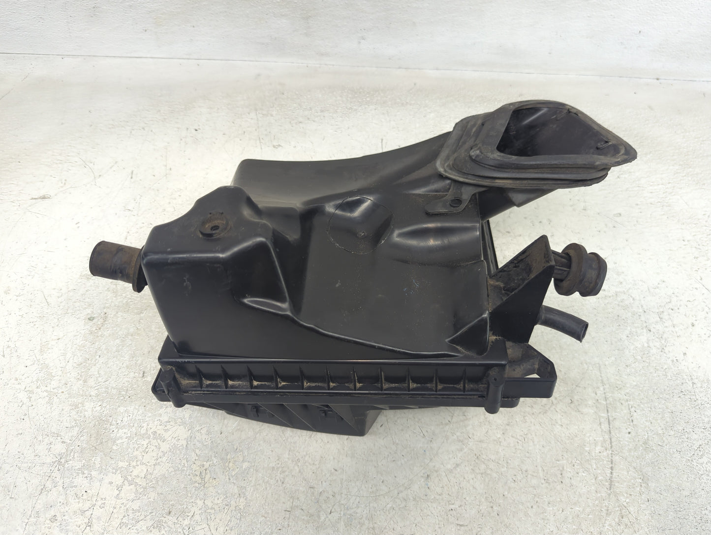 2012-2014 Chevrolet Cruze Air Cleaner Intake-duct Hose Tube - Oemusedautoparts1.com