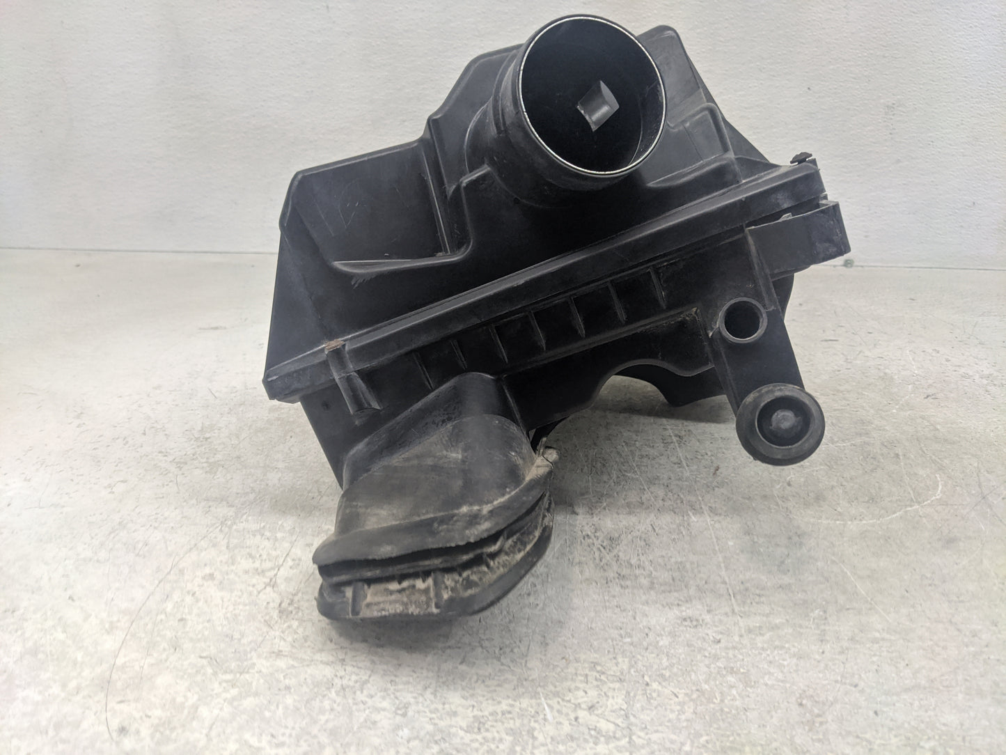 2012-2014 Chevrolet Cruze Air Cleaner Intake-duct Hose Tube - Oemusedautoparts1.com