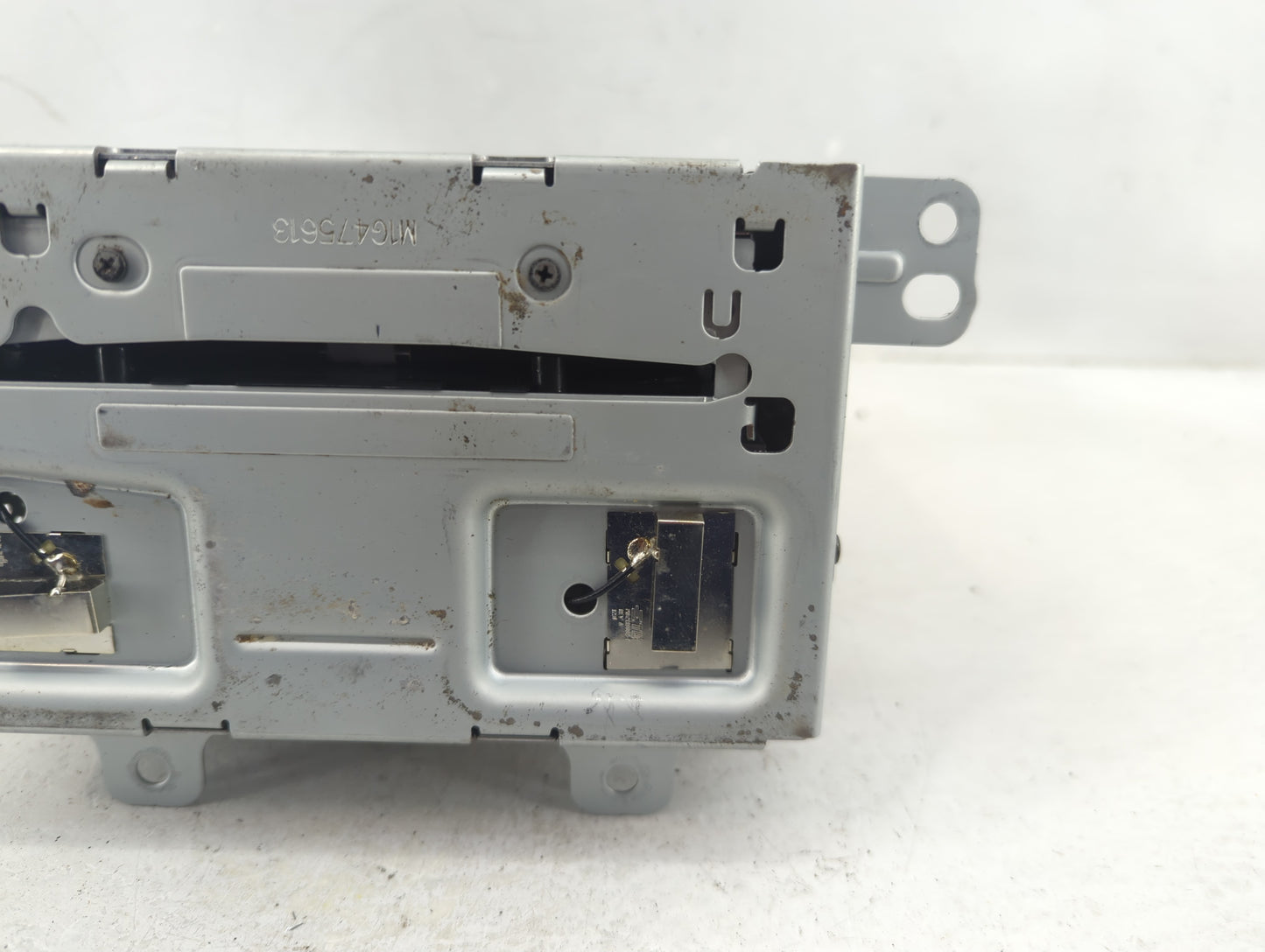 2013 Chevrolet Cruze Radio AM FM Cd Player Receiver Replacement P/N:22979837 Fits OEM Used Auto Parts - Oemusedautoparts1.co