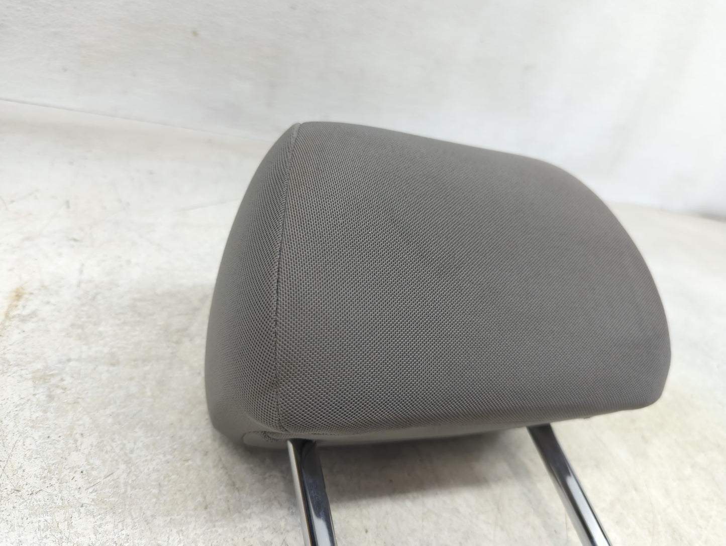 2012-2016 Chevrolet Cruze Headrest Head Rest Front Driver Passenger Seat Fits Fits 2012 2013 2014 2015 2016 OEM Used Auto Pa