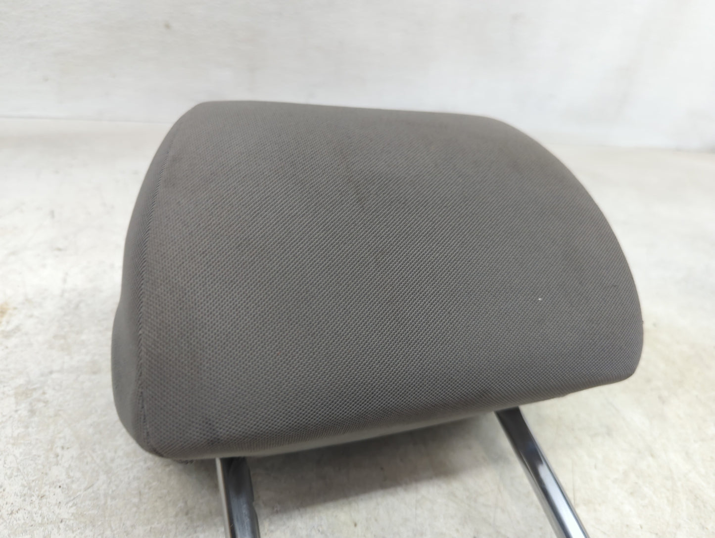 2012-2016 Chevrolet Cruze Headrest Head Rest Front Driver Passenger Seat - Oemusedautoparts1.com