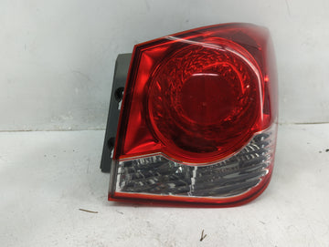 2011-2016 Chevrolet Cruze Tail Light Assembly Passenger Right OEM Fits Fits 2011 2012 2013 2014 2015 2016 OEM Used Auto Parts