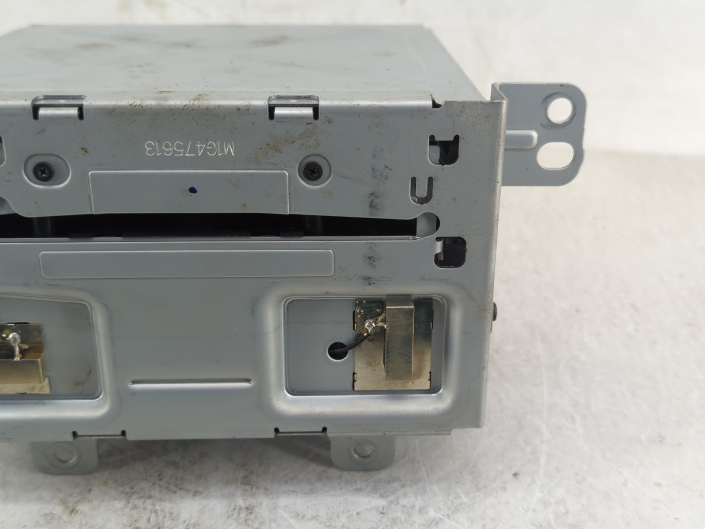 2013 Chevrolet Cruze Radio AM FM Cd Player Receiver Replacement P/N:22965237 Fits OEM Used Auto Parts - Oemusedautoparts1.co