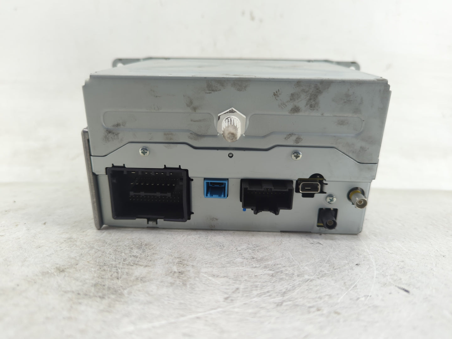 2013 Chevrolet Cruze Radio AM FM Cd Player Receiver Replacement P/N:22965237 Fits OEM Used Auto Parts - Oemusedautoparts1.co