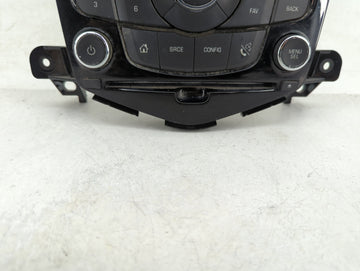 2013-2016 Chevrolet Cruze Radio AM FM Cd Player Receiver Replacement P/N:95166368 Fits Fits 2013 2014 2015 2016 OEM Used Auto Parts