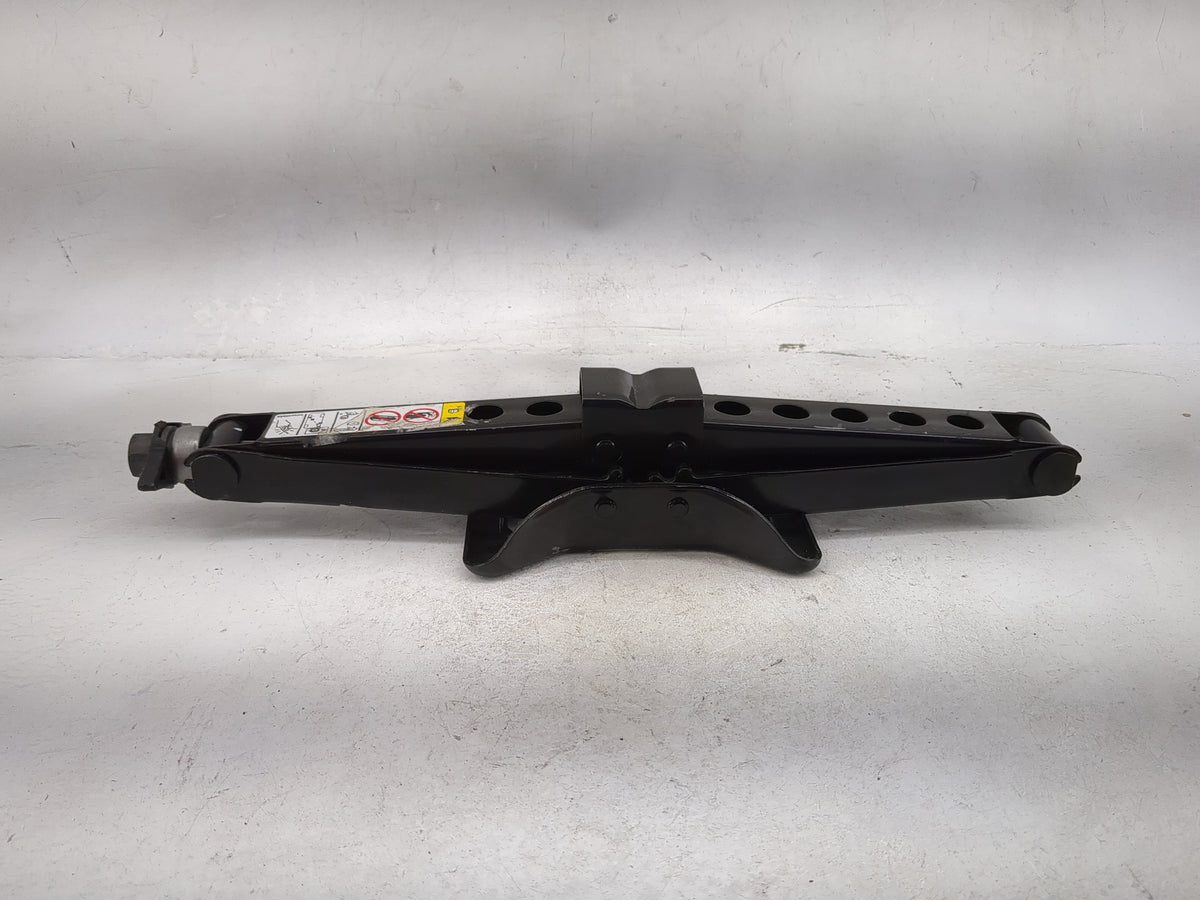2013 Chevrolet Cruze Spare Scissor Car Jack Black - Oemusedautoparts1.com