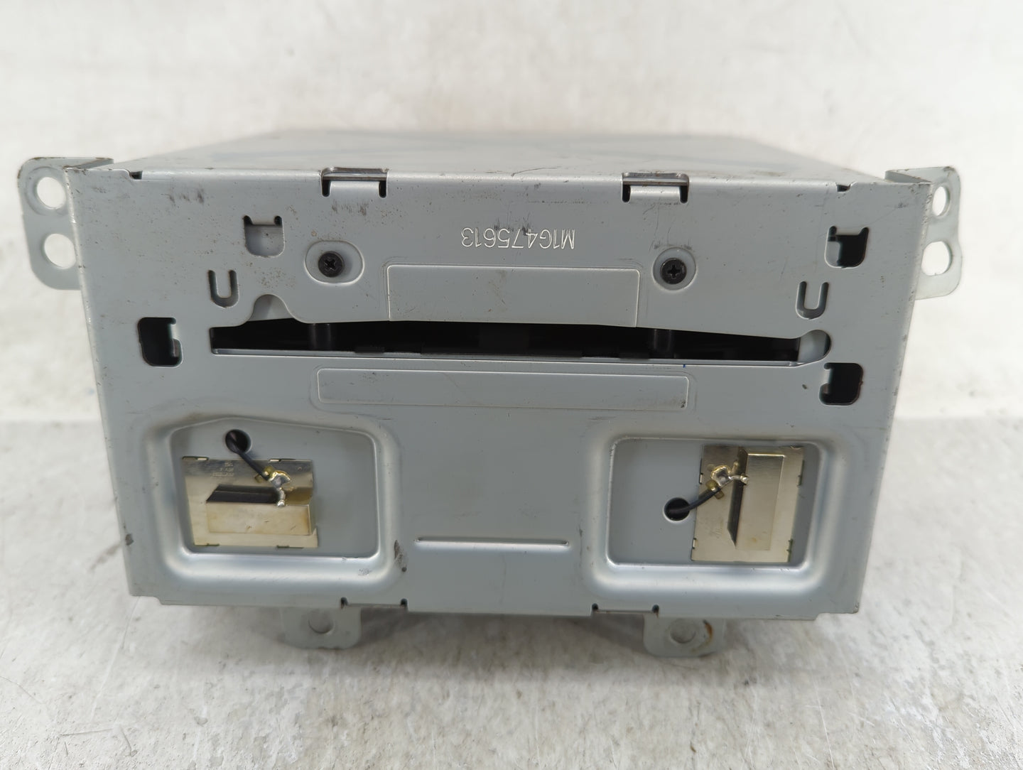 2013 Chevrolet Cruze Radio AM FM Cd Player Receiver Replacement P/N:23135481 Fits OEM Used Auto Parts - Oemusedautoparts1.co