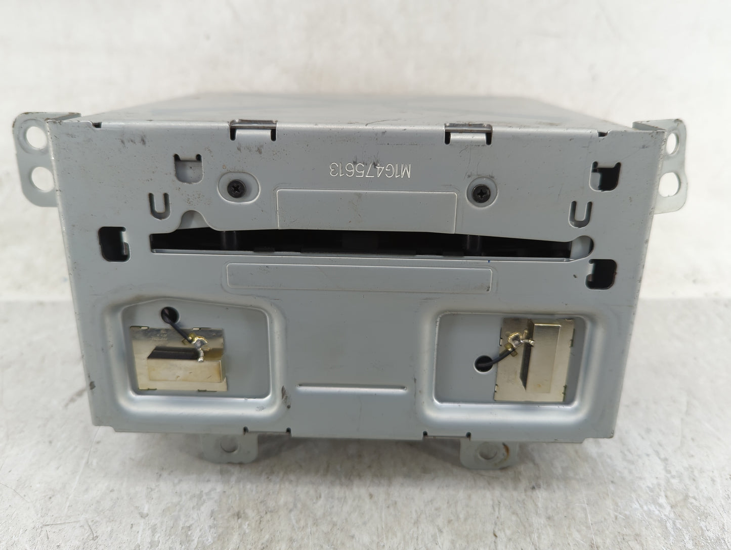 2013 Chevrolet Cruze Radio AM FM Cd Player Receiver Replacement P/N:23135481 Fits OEM Used Auto Parts - Oemusedautoparts1.co