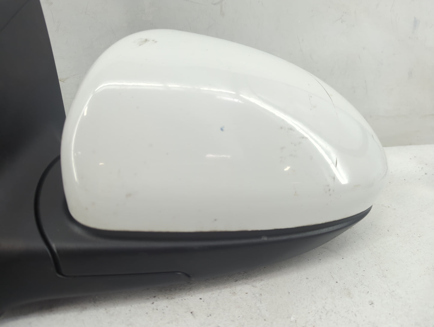2011-2016 Chevrolet Cruze Driver Side View Mirror - Left Door Mirror OEM Used - Oemusedautoparts1.com