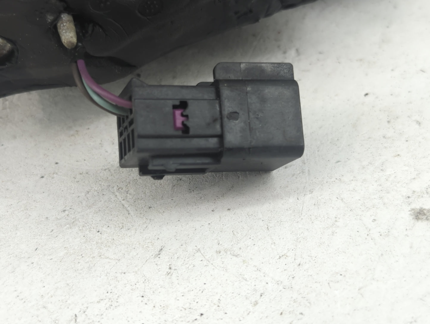 2011-2016 Chevrolet Cruze Driver Side View Mirror - Left Door Mirror OEM Used - Oemusedautoparts1.com
