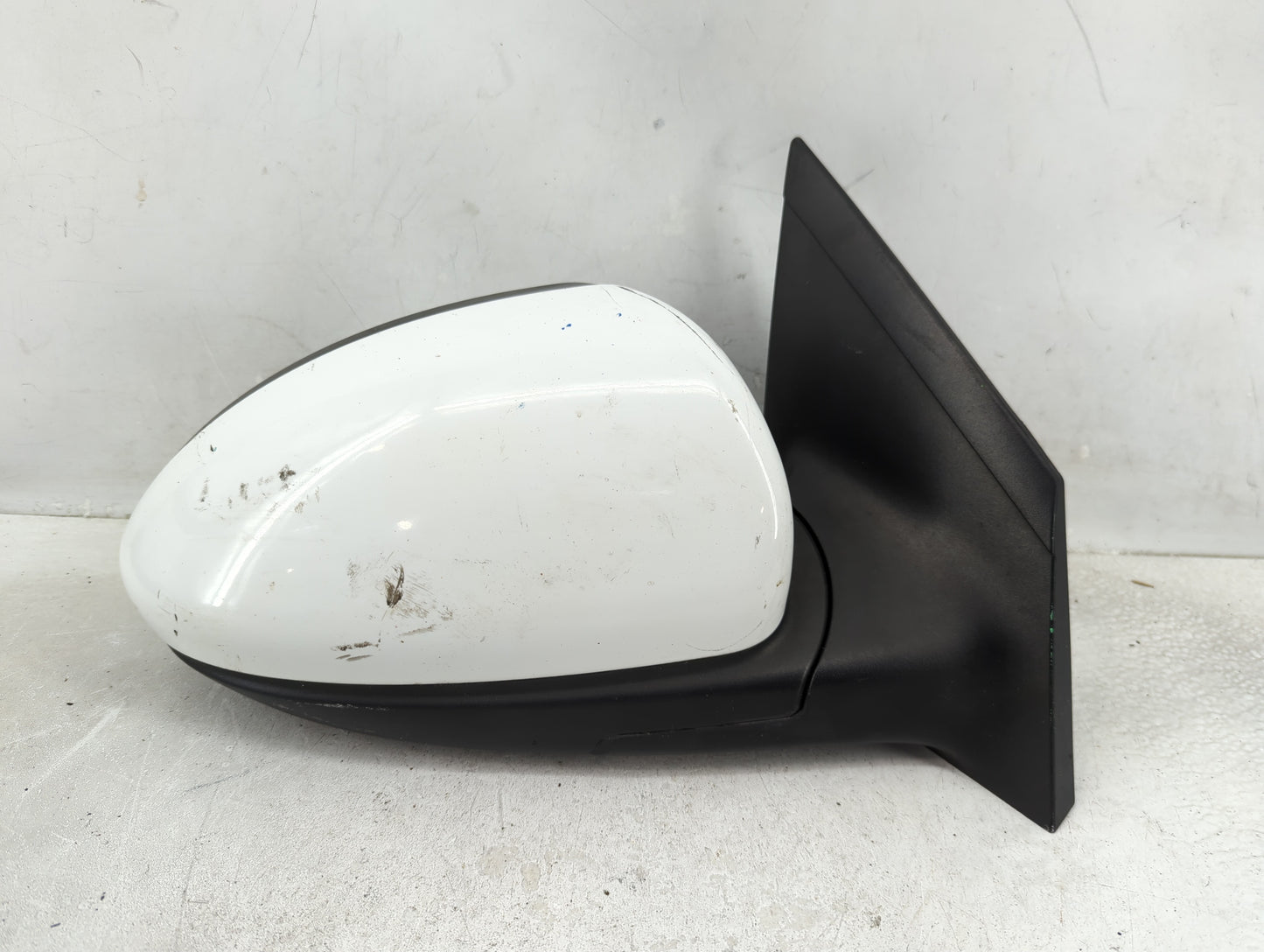 2011-2016 Chevrolet Cruze Passenger Side View Mirror - Right Door Mirror OEM Used - Oemusedautoparts1.com